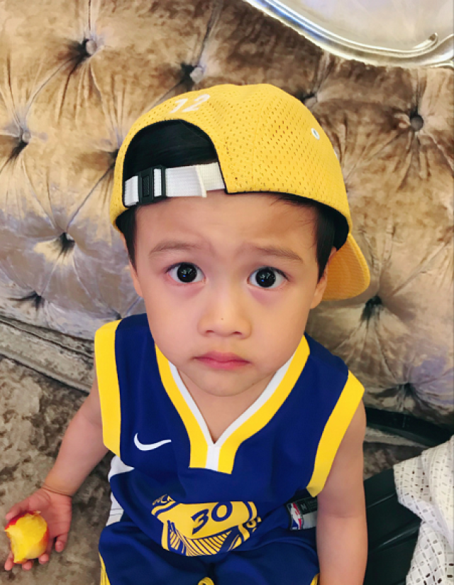 被刘涛暖心呵护的小演员--原来长这样!