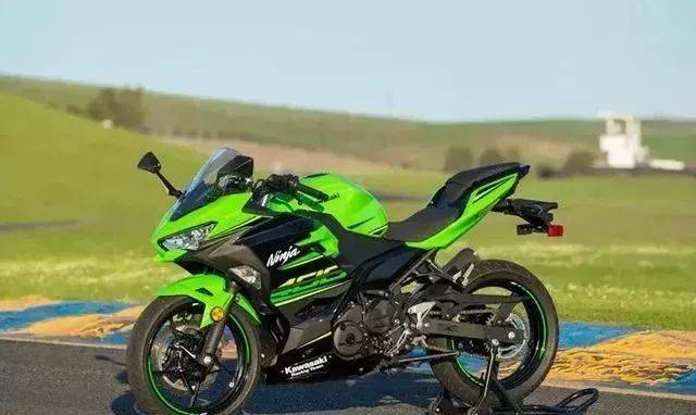 全面剖析川崎新款ninja 400!