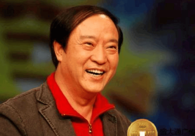 五个当年很红如今过气的相声演员,牛群最惨,他成万人所指