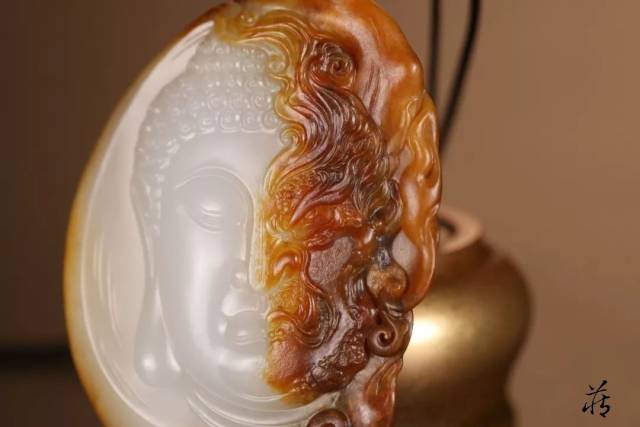 半善半恶半佛半魔玉雕里的一念之间
