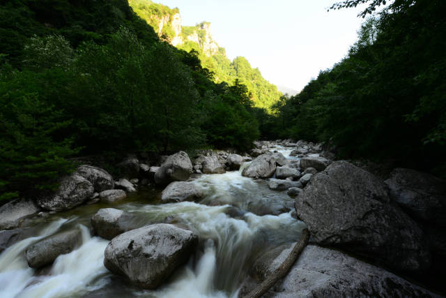 太白青峰峡感味风过山谷飞瀑跌的清凉