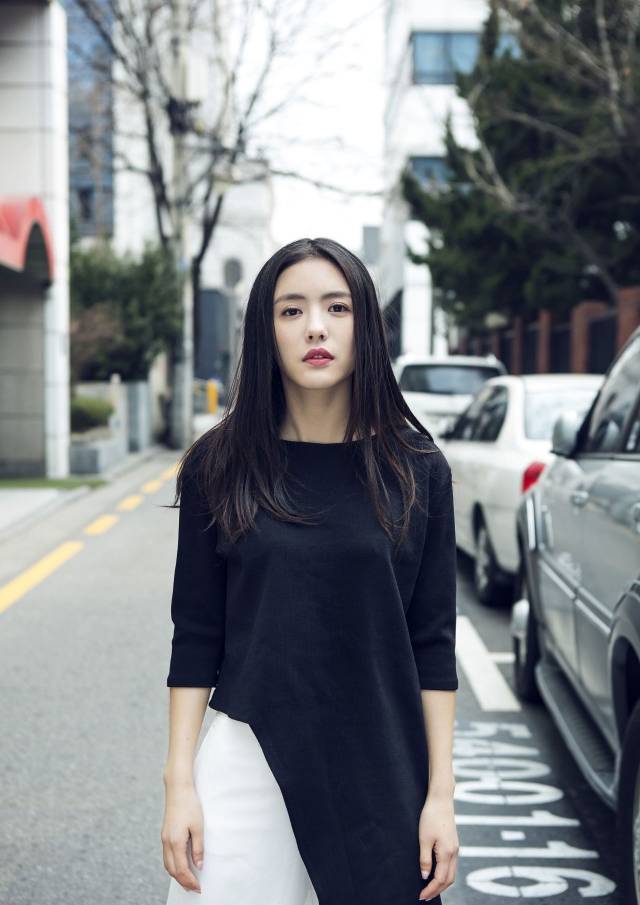 蔡文静出道8年无人知晓,多谢张一山捧红了自己!