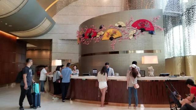 上海宝格丽酒店，5830元\/晚，我专程去睡了一晚，拍下了大量魔鬼细节!