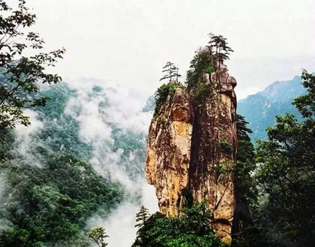 中原灵秀地·魅力平顶山之梦中老家·大美鲁山暑期旅游推介会在郑州