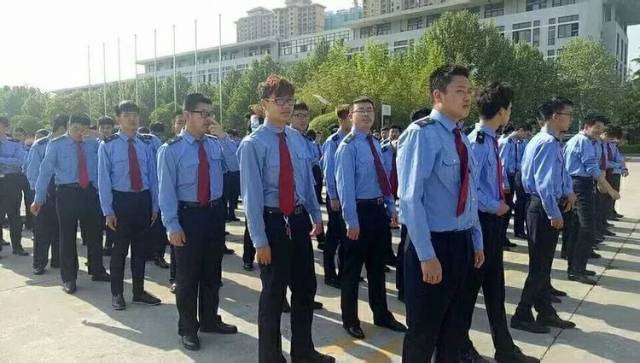 高铁特招:邯郸文章初、高中上地区统招高中毕草写的国家大学图片