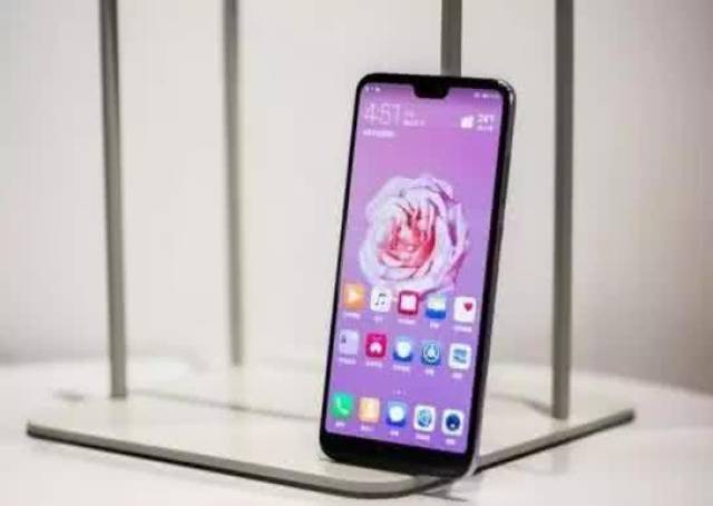 华为P20 Pro第一太意外!HTC U12+垫底!上半年