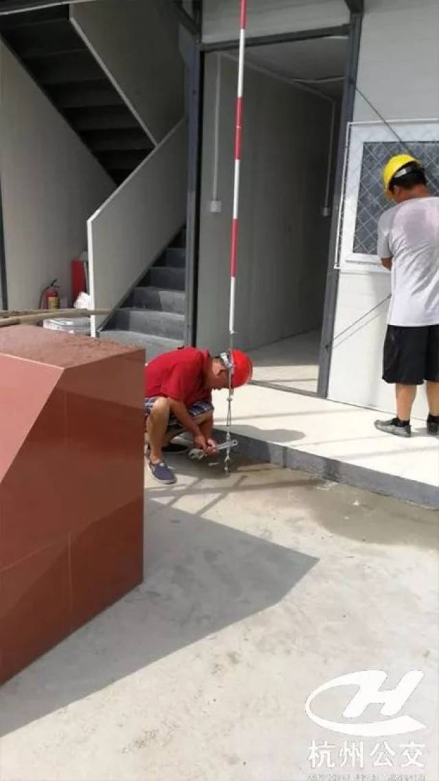 别怕,公交集团全力以赴,向台风"安"全地"比"个心