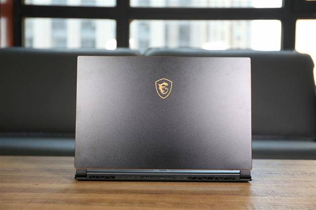 8750H+GTX 1070仅重1.8kg!微星GS65轻薄游戏本评测