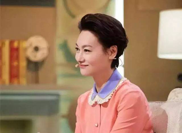 三岁乞讨,四度封后,一生未婚的惠英红:今天,依然在等她的水兵