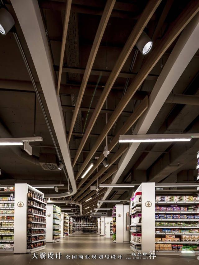 高端超市设计:"木之物语"演绎灵动,高品位商业空间