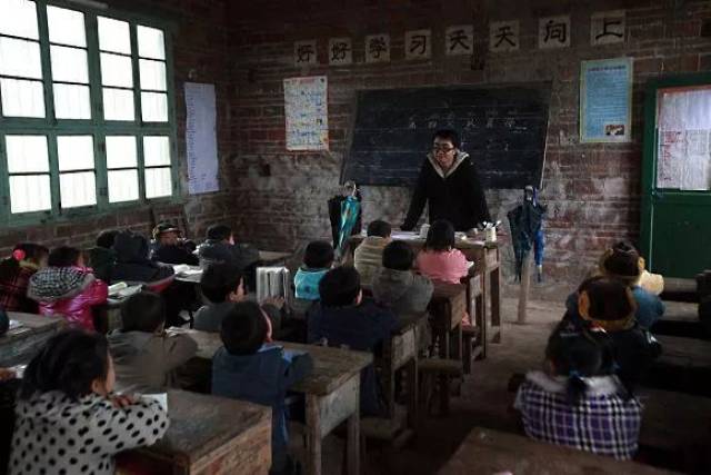 参与支教的人,往往有一颗改善中国贫困地区教育的热心.