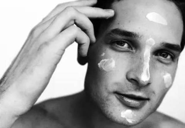 男生美白洗面奶哪个好 男士洗面奶品牌排行