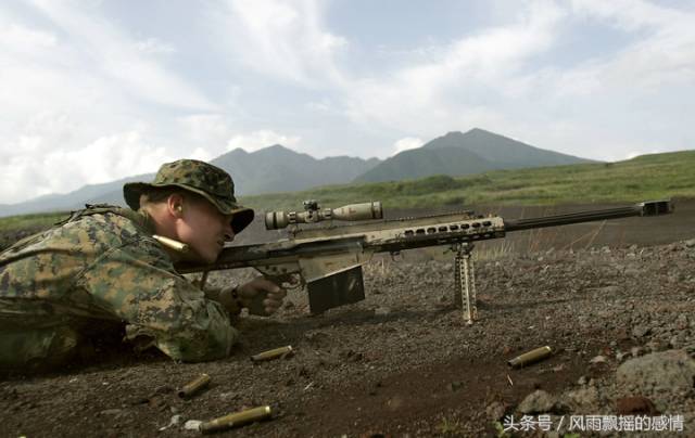 狙击王者:巴雷特大口径反器材狙击步枪 用这枪打人太不人道了