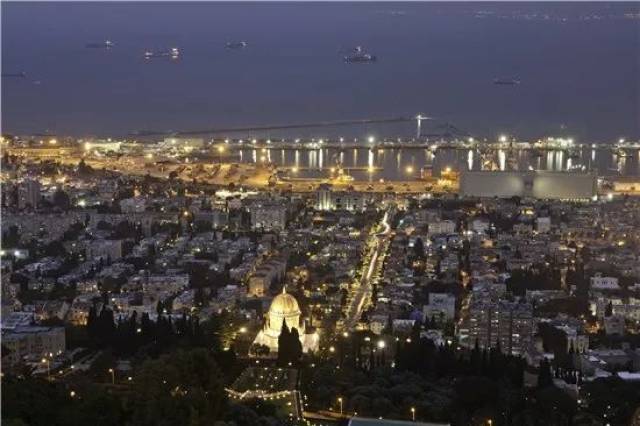 从特拉维夫出发,坐火车向以色列say hello!