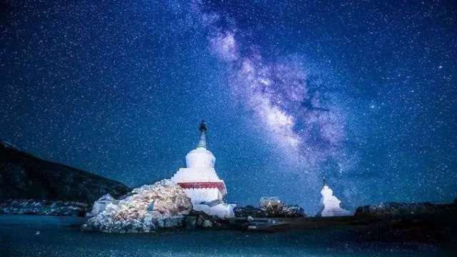 西藏星空图片