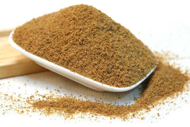 夏季黑坑钓鲤鱼的饵料小药配方应以钓回锅鱼的