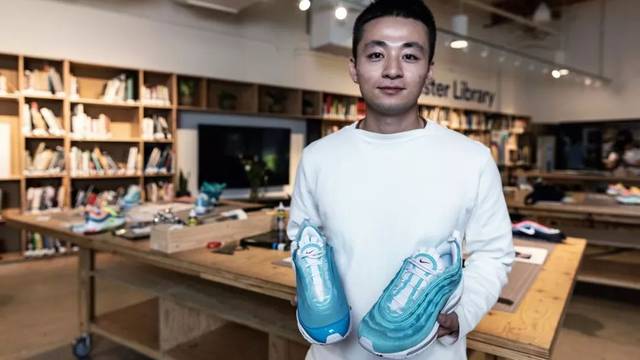  NIKE: ON AIR ʤͿȫܲԲ֮