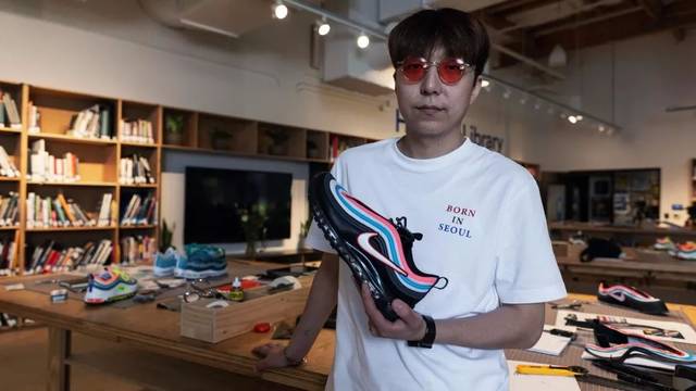  NIKE: ON AIR ʤͿȫܲԲ֮