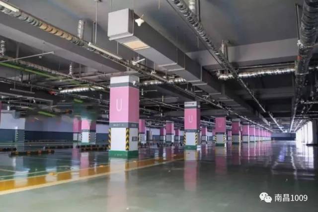 该专用场地位于南昌西站南广场地下社会停车场的u区与v区