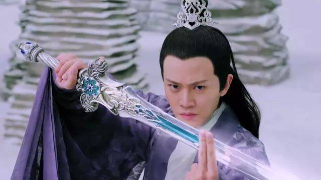天乩剧中持剑的6个人第1最霸气第2最痴情第5美丽又可爱