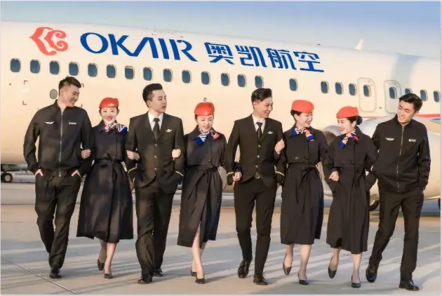 奥凯航空有限公司于2005年3月11日开航,是国内首批投入运营的民营