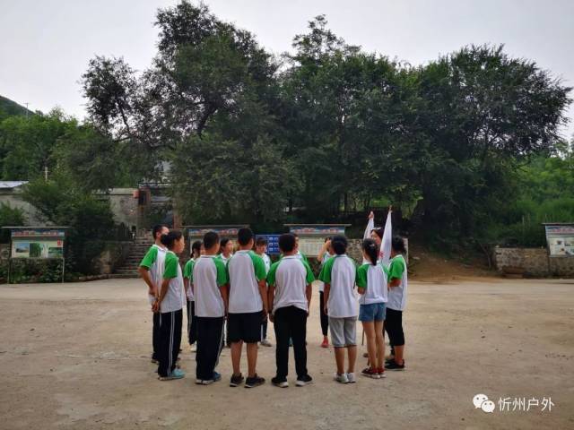 的中学生用这样的方式参与暑期社会实践