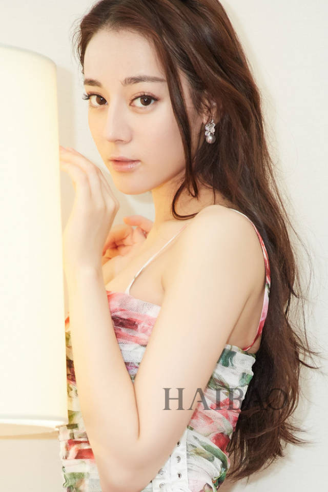 迪丽热巴生图比精修图还好看 原来这一点比颜美身材好更重要
