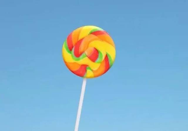 测试|你喜欢吃哪个彩虹棒棒糖,测让你心动的人把你当成什么!
