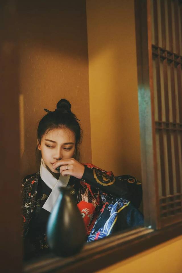 我有一壶酒,可以慰风尘