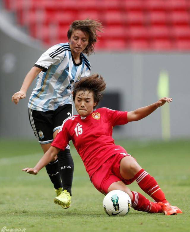 中国女足队员王霜的综合能力能排进世界女足球员前十位吗?