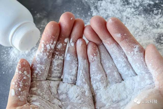滑石粉产品疑致癌 医用有粉手套就含滑石粉!