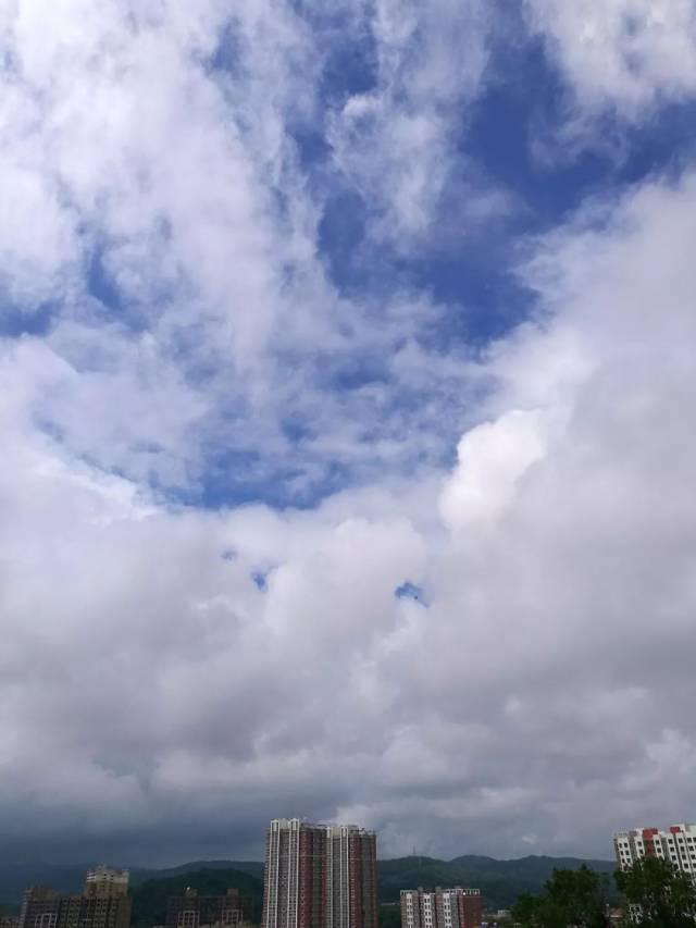 天气实景  【雾雨回归 】2018.7.