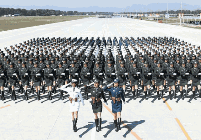 640_448 gif 动态图 动图