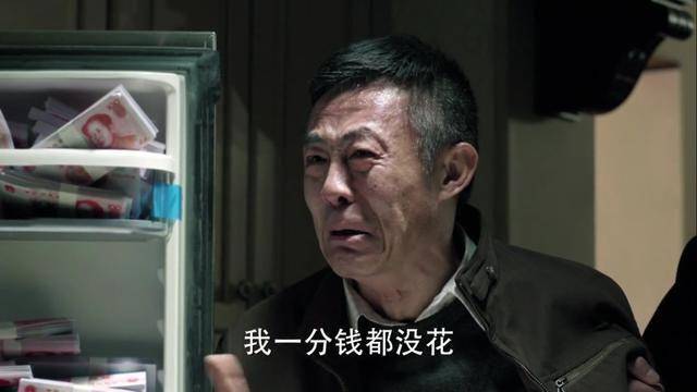 星关系讯:当年《人民的名义》热播后,老戏骨侯勇凭借其精致的演技,第