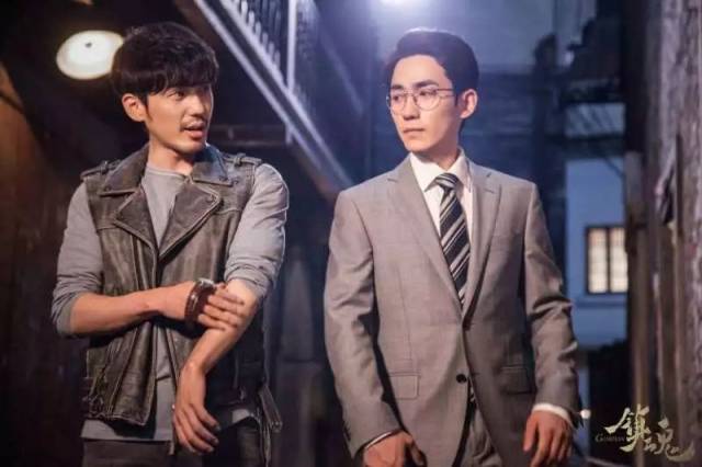 白宇|两年前站位问题引争议,网剧《镇魂》爆红后如何固粉?