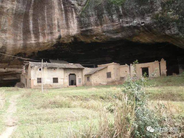 【山水风光】平江第一自然奇观--两进穿岩摄洞天福地随笔