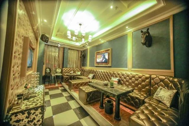 麦克风、海媚点歌系统联袂打造兰州百慕翡丽娱