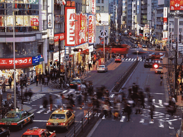 美好中心价值仰望在城市中轴之上