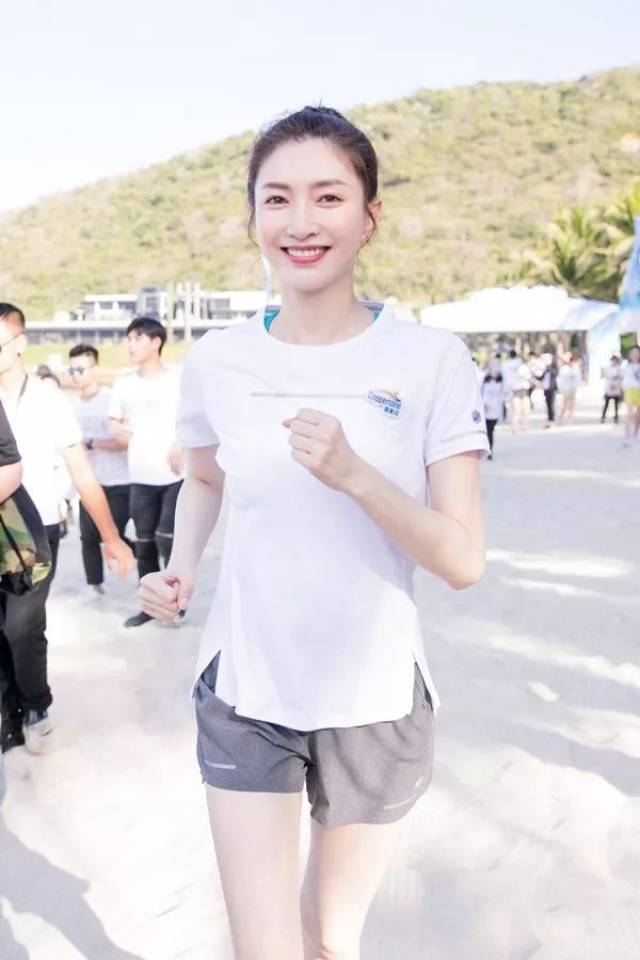 江疏影自爆昔日艺考照,发生了不小的变化?