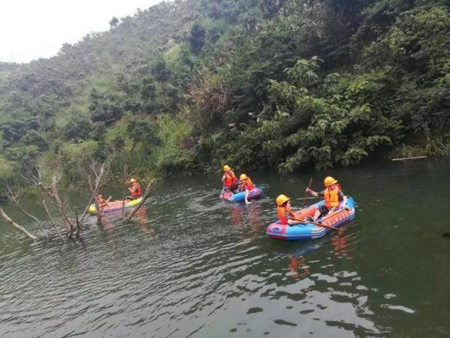 雁荡山峡谷漂流成人票限时抢购只需59.9元,又刺激又好玩,清凉一夏!