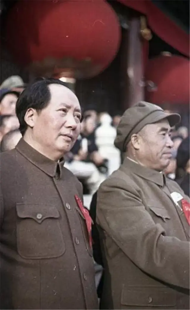 你没见过的:1949年开国大典毛主席高清彩照