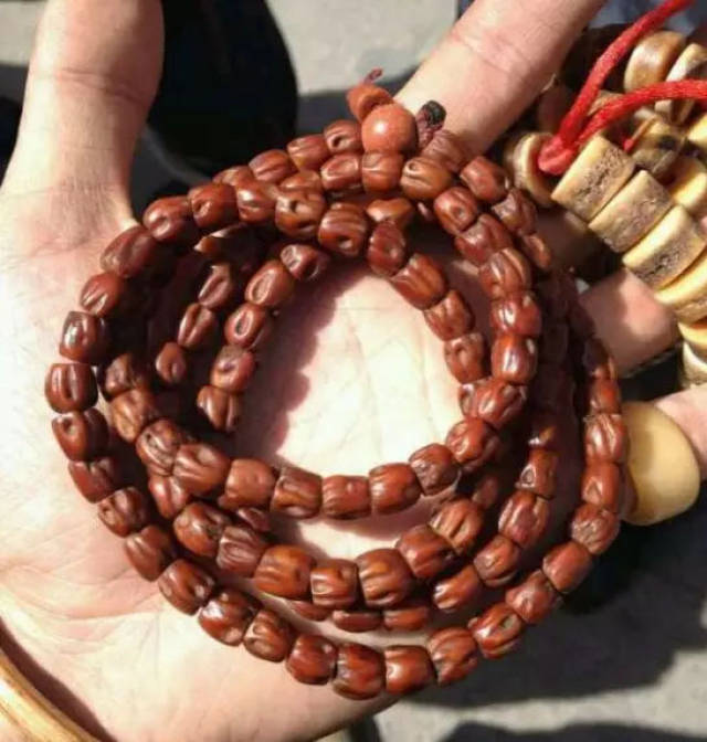 百香籽百科:去皮百香籽不好盘玩,是不是被坑了?