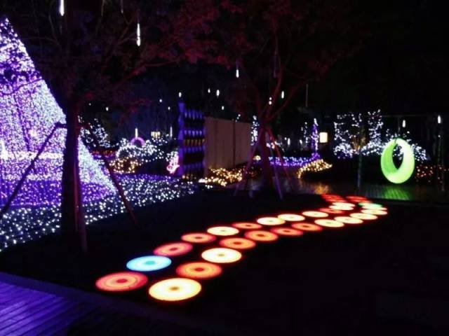 2018人物梦幻灯光节震撼来袭!连续一个月国际包头人统统免费!v人物小全体技巧图片