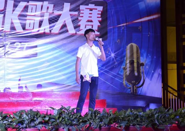 隐形的翅膀