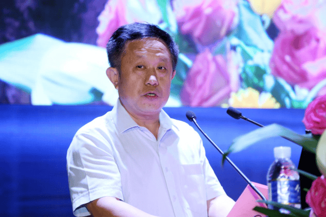 衡水泰华集团董事长 李春岗