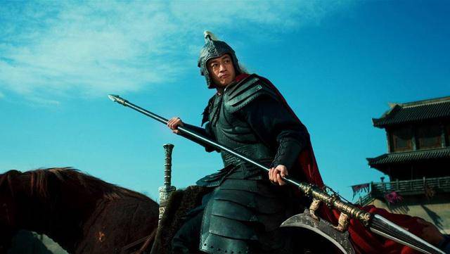 方天画戟有三大厉害之处,吕布凭它成三国第一,却有一个致命缺陷