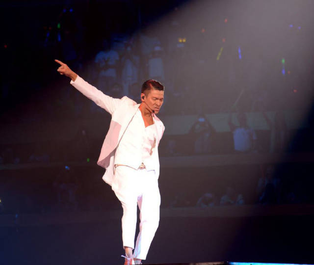 的"always刘德华世界巡回演唱会2013"也只在上海,南京,广州,北京,大连