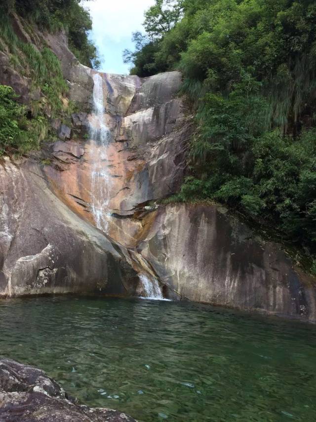 热热热 上饶周边6大嬉水避暑大水谭送给你!