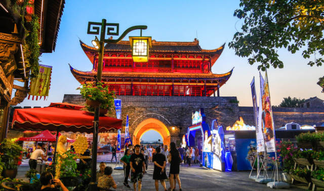 衢州老街水亭门,漫步砖瓦之间尽显明清,