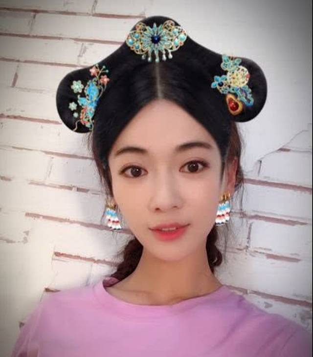 《延禧攻略》女主被骂丑，然而留了刘海却美得像杨颖孙怡的结合版！